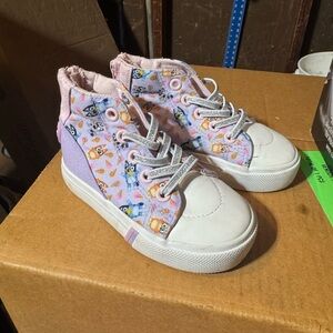 Kids High-Top Sneakers with BLUEY  Print